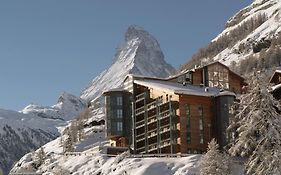 The Omnia